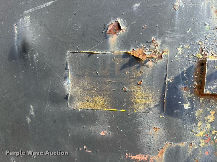 image for item LK9611 1990 International 9300  dump truck