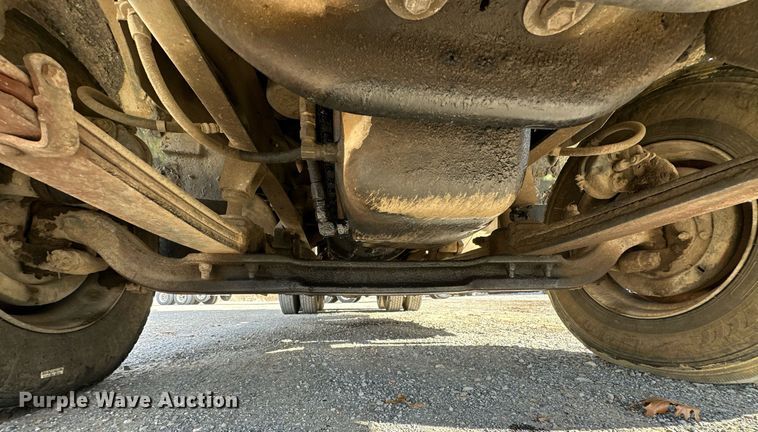 image for item LK9611 1990 International 9300  dump truck