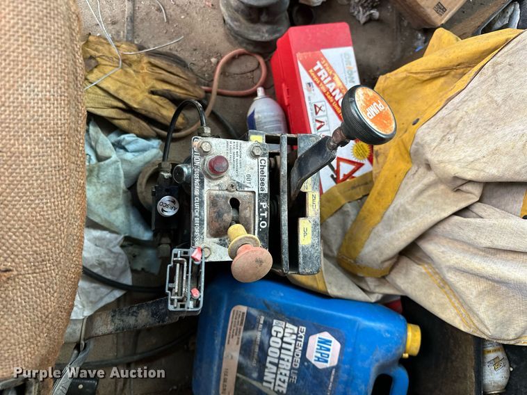 image for item LK9611 1990 International 9300  dump truck