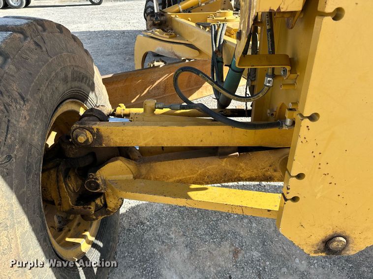 image for item LK9612 2012 Caterpillar 120M2  motor grader