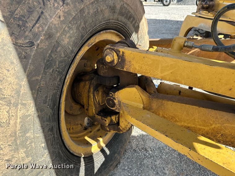 image for item LK9612 2012 Caterpillar 120M2  motor grader