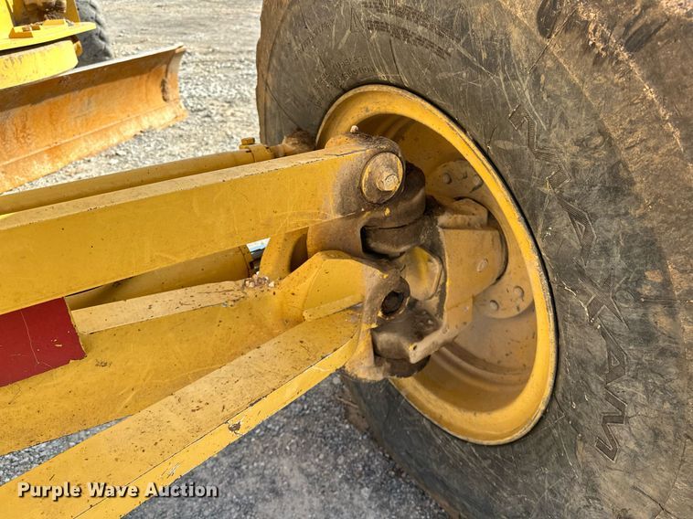 image for item LK9612 2012 Caterpillar 120M2  motor grader