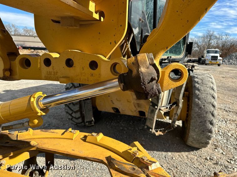 image for item LK9612 2012 Caterpillar 120M2  motor grader