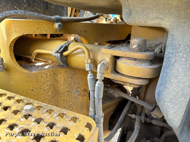 image for item LK9612 2012 Caterpillar 120M2  motor grader