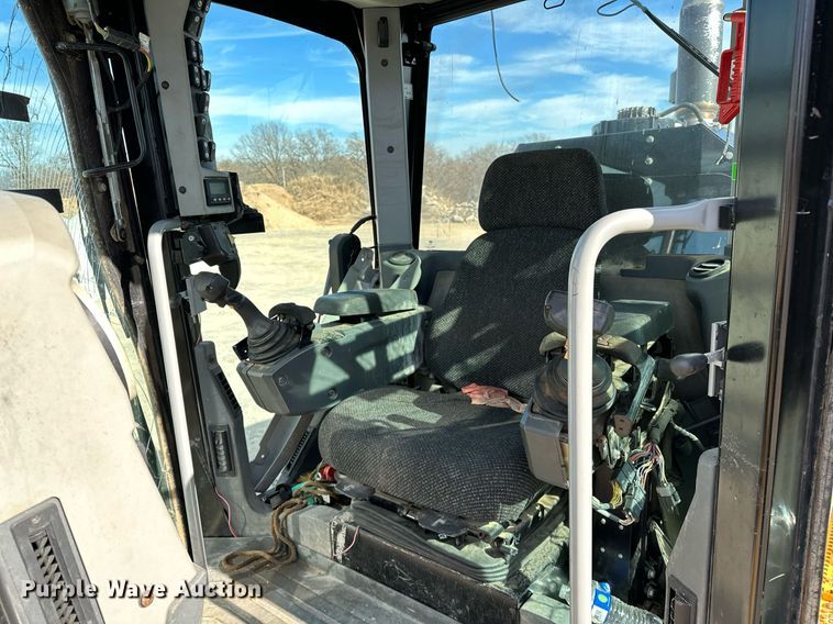 image for item LK9612 2012 Caterpillar 120M2  motor grader