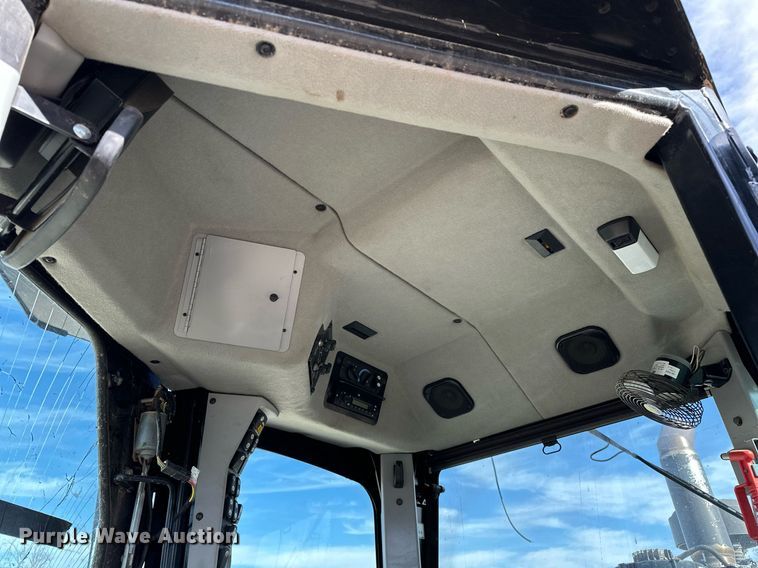 image for item LK9612 2012 Caterpillar 120M2  motor grader