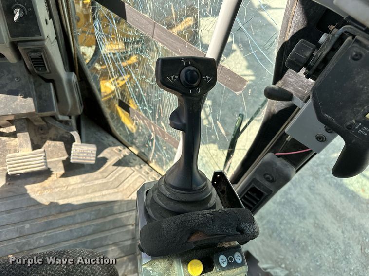 image for item LK9612 2012 Caterpillar 120M2  motor grader