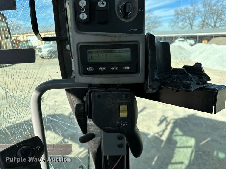 image for item LK9612 2012 Caterpillar 120M2  motor grader