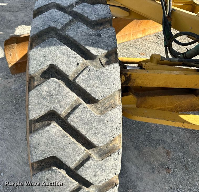 image for item LK9612 2012 Caterpillar 120M2  motor grader