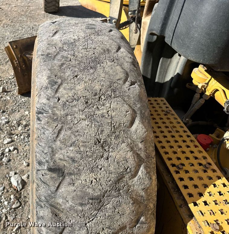 image for item LK9612 2012 Caterpillar 120M2  motor grader