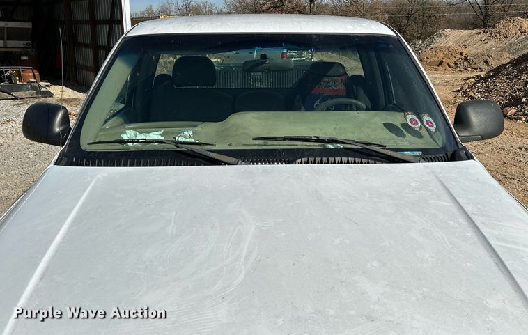 image for item LK9613 2002 GMC Sierra 1500  pickup truck