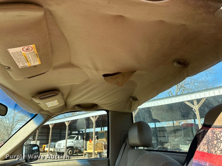 image for item LK9613 2002 GMC Sierra 1500  pickup truck