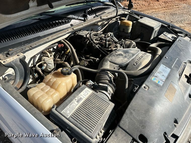 image for item LK9613 2002 GMC Sierra 1500  pickup truck