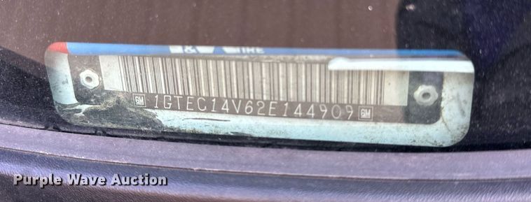 image for item LK9613 2002 GMC Sierra 1500  pickup truck