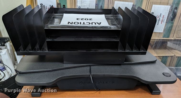 image for item LM9895 Office supplies