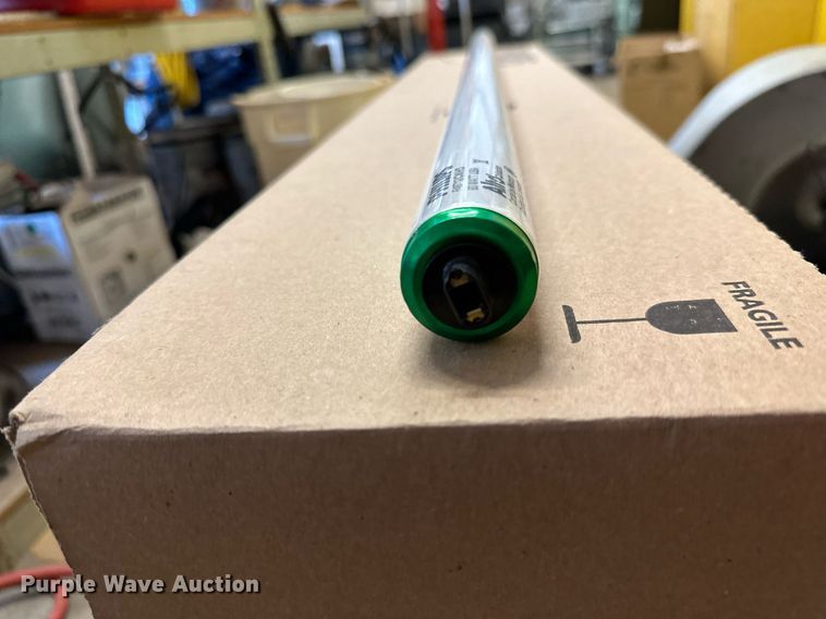 image for item LM9912 (73) Philips light bulbs