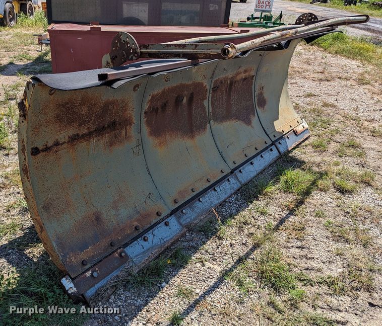 image for item LM9975 Viking Cives R1084ST  11'W snow plow