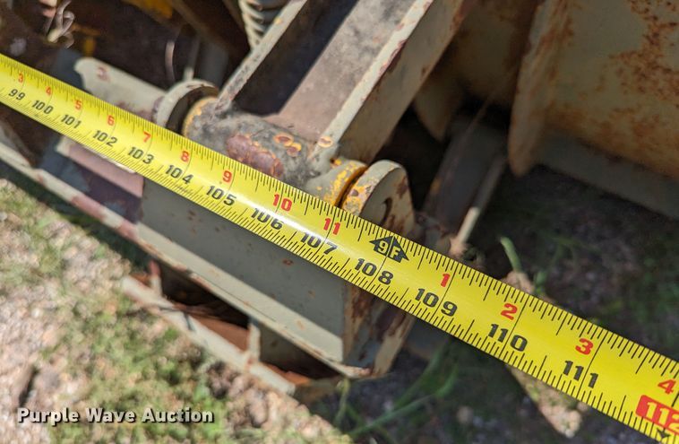 image for item LM9975 Viking Cives R1084ST  11'W snow plow