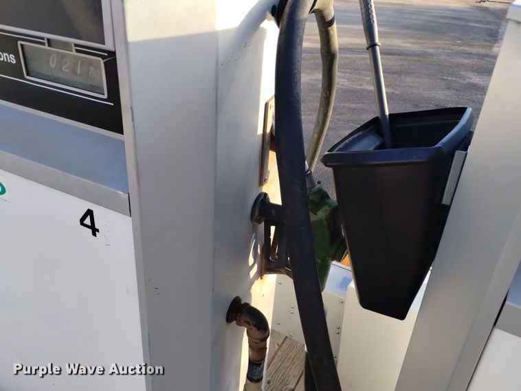 image for item LN9879 (2) Wyane fuel pumps