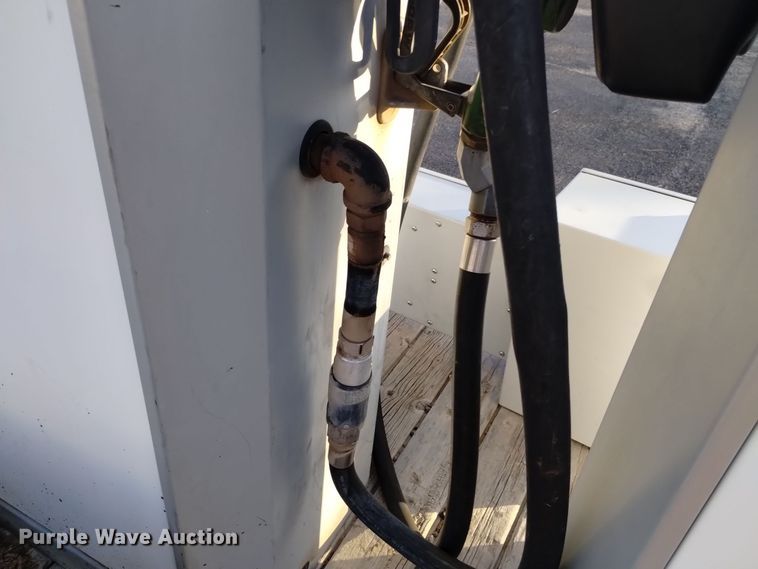 image for item LN9879 (2) Wyane fuel pumps