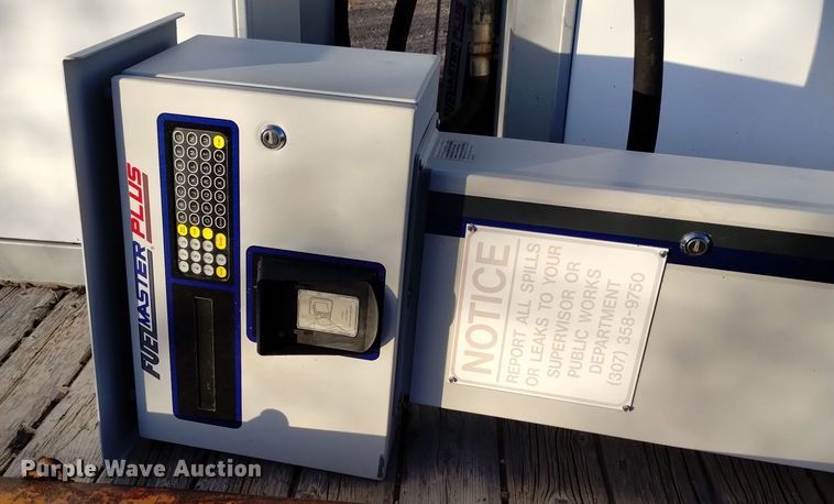 image for item LN9879 (2) Wyane fuel pumps