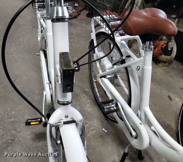 image for item LN9880 (10) Movatic bicycles