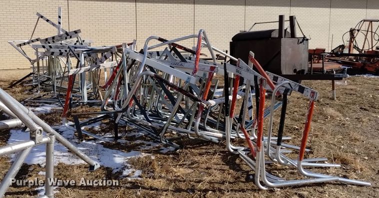 image for item LN9885 (50) track and field hurdles