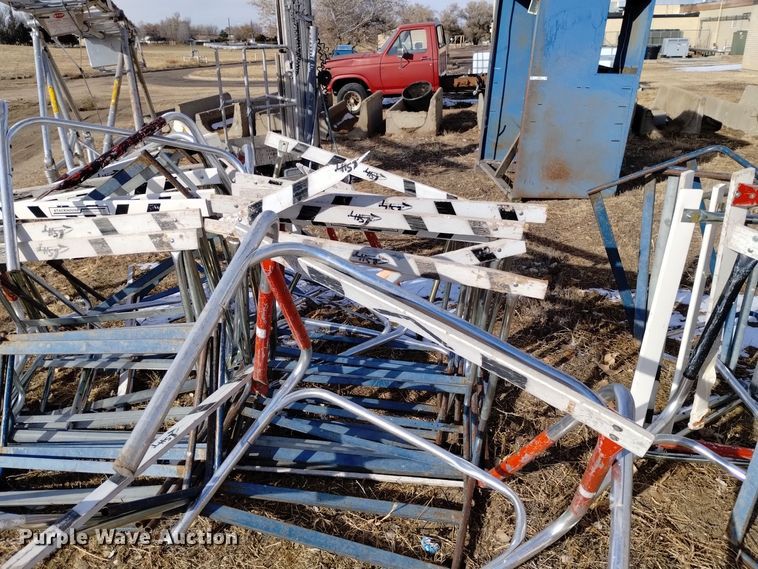 image for item LN9885 (50) track and field hurdles