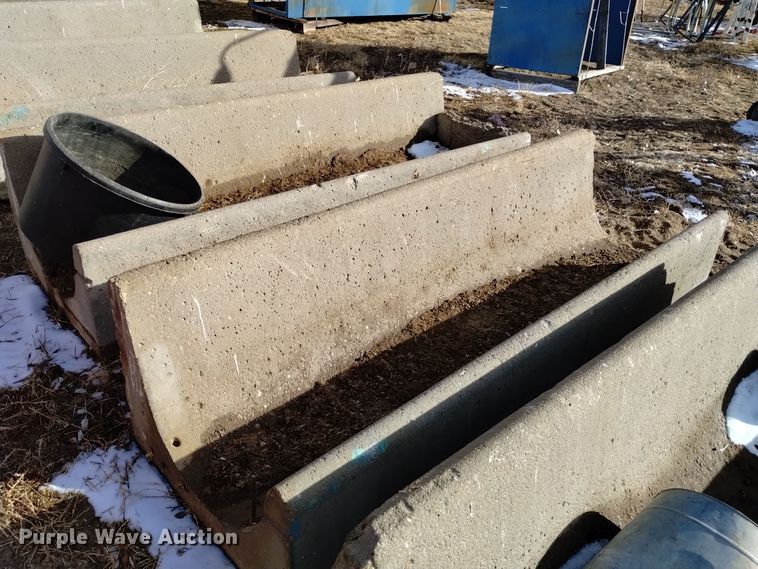 image for item LN9887 Livestock equipment