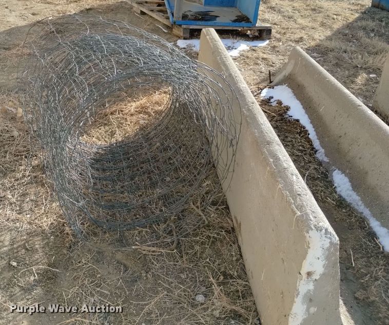 image for item LN9887 Livestock equipment