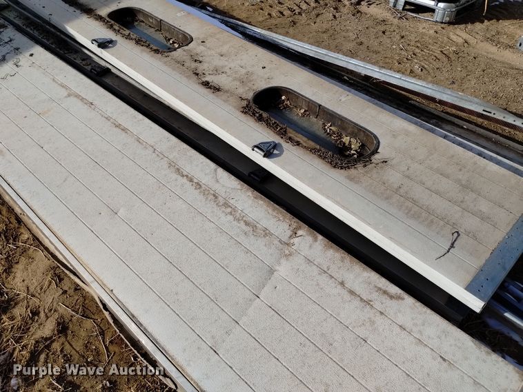 image for item LN9888 Raynor  garage door