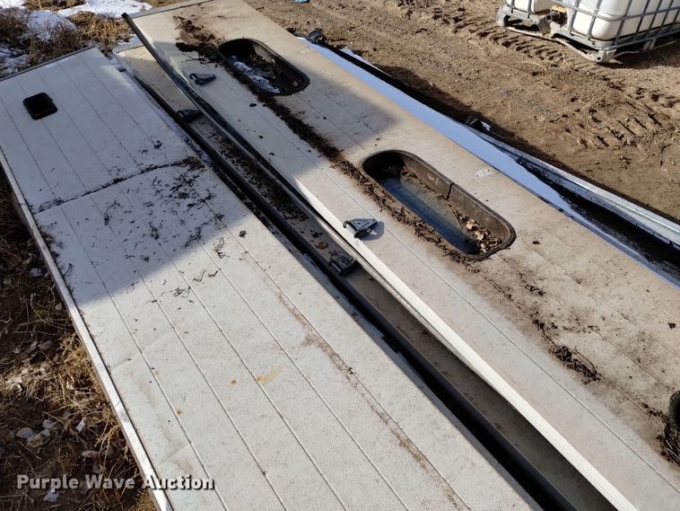 image for item LN9888 Raynor  garage door