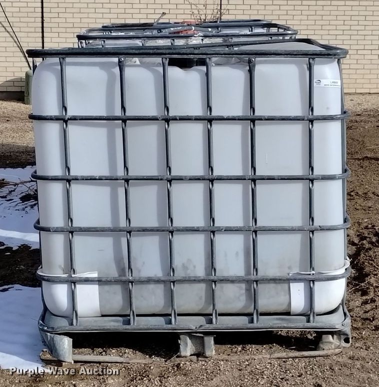 image for item LN9889 (3) poly totes