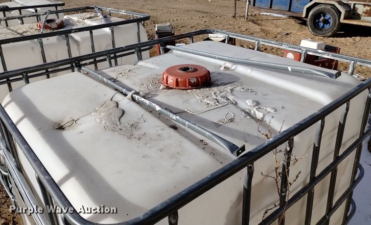 image for item LN9889 (3) poly totes