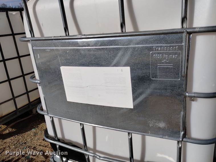 image for item LN9889 (3) poly totes