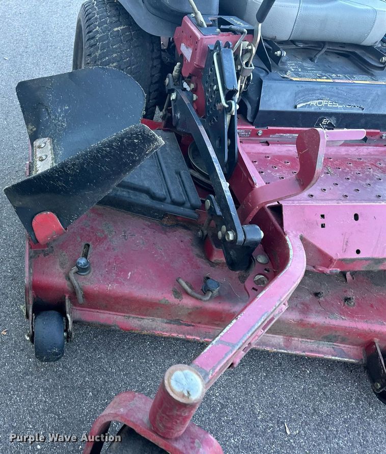 image for item LO9326 Toro Z Master Commercial  ZTR lawn mower