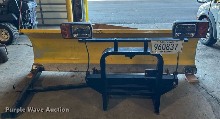 image for item LO9328 9' W snow plow