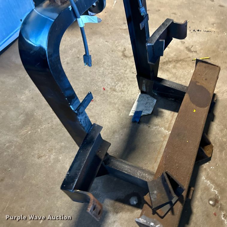 image for item LO9329 9' W snow plow