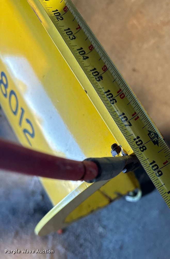 image for item LO9329 9' W snow plow