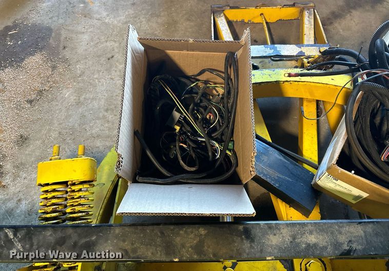 image for item LO9329 9' W snow plow