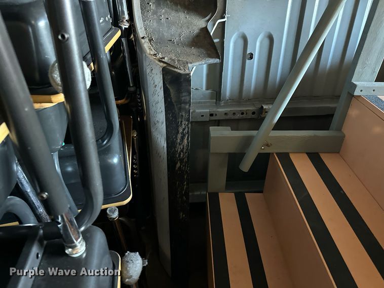 image for item LO9330 (2) truck beds