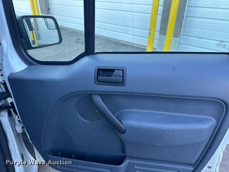 image for item LO9331 2013 Ford Transit Connect  van