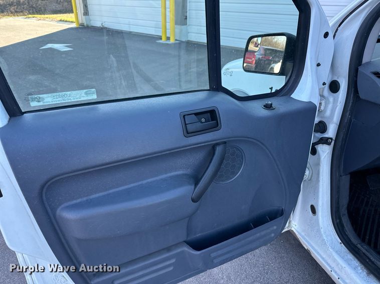 image for item LO9331 2013 Ford Transit Connect  van