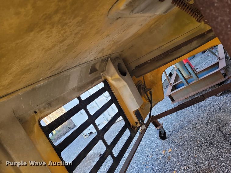 image for item LO9977 International  bus hood