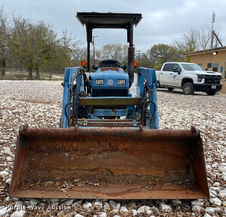 image for item LV9203 New Holland 1620  MFWD tractor