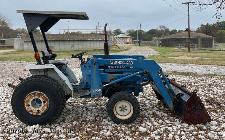 image for item LV9203 New Holland 1620  MFWD tractor