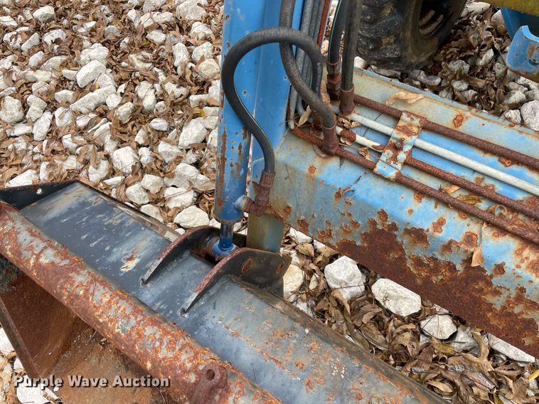 image for item LV9203 New Holland 1620  MFWD tractor