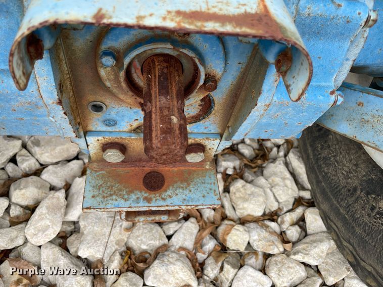 image for item LV9203 New Holland 1620  MFWD tractor