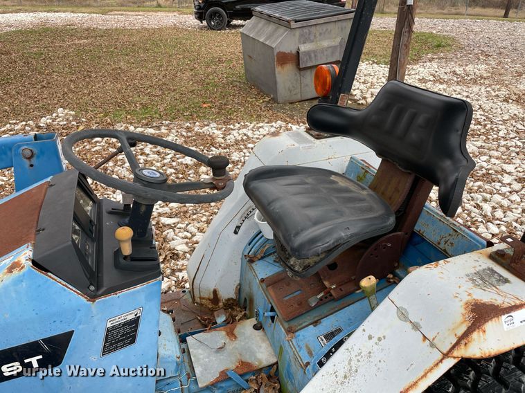 image for item LV9203 New Holland 1620  MFWD tractor