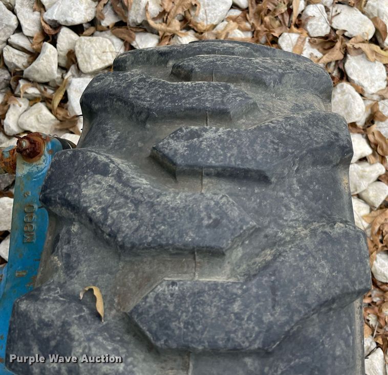 image for item LV9203 New Holland 1620  MFWD tractor